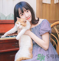 皮膚不白的人染什么顏色的頭發(fā)？頭發(fā)顏色怎么選擇？
