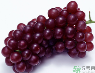 鮮棗和葡萄能一起吃嗎？鮮棗和葡萄一起吃會(huì)怎么樣？