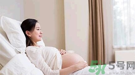 臨產(chǎn)有什么預(yù)兆？臨產(chǎn)怎么樣緩解疼痛？
