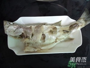 鱸魚蒸多長(zhǎng)時(shí)間？鱸魚怎么蒸？