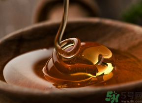 秋梨膏什么牌子好？秋梨膏什么牌子最好？