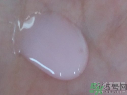 淳萃水舞櫻花洗發(fā)水好用嗎？淳萃水舞櫻花洗發(fā)水多少錢？