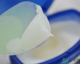 孕婦可以用凡士林嗎？孕婦可以用凡士林潤(rùn)膚露嗎？