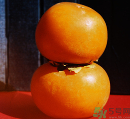 女人吃柿子有什么好處？女人吃柿子好嗎？