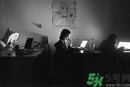 熬夜對(duì)青少年有什么影響？熬夜對(duì)青少年的危害是什么？