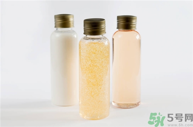 甘油直接擦臉好嗎？甘油可以直接涂臉上嗎？
