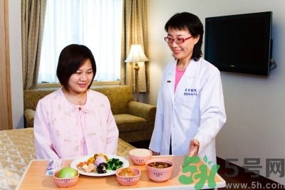 產(chǎn)后如何恢復(fù)身材？產(chǎn)后如何坐月子？