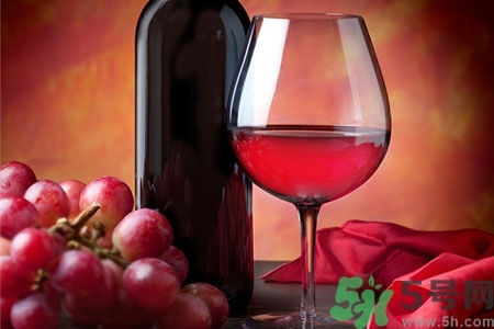 葡萄酒什么時候喝最好？一天什么時間喝葡萄酒最好？