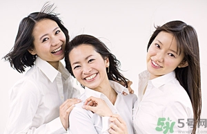 頭發(fā)枯黃稀少怎么辦？頭發(fā)又黃又少怎么辦？