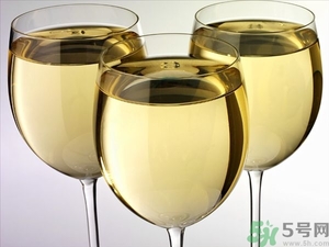 葡萄酒不能和什么一起吃？葡萄酒和什么食物相克？