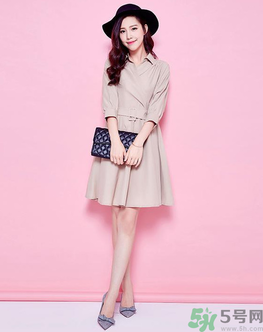 十月份可以穿裙子嗎？十月份穿什么衣服合適？