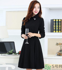 十月份可以穿裙子嗎？十月份穿什么衣服合適？