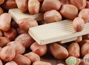 生花生吃多了會怎么樣？生花生吃多了會長胖嗎？