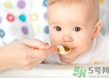 怎么判斷寶寶積食？寶寶積食吃什么食物好？