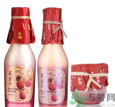 思親膚適合什么膚質(zhì)？skin food思親膚適合油性皮膚嗎？