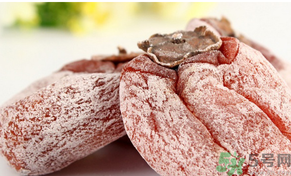 柿餅上的白霜是果肉里折出的什么糖？柿餅上的白霜是什么糖？