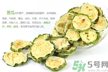 苦瓜泡水喝可以祛痘嗎？苦瓜片泡水喝能祛青春痘嗎？