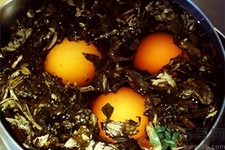 艾葉煮雞蛋有什么作用？痛經(jīng)能吃艾葉煮雞蛋嗎？