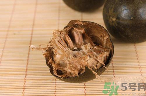 羅漢果發(fā)霉了可以泡茶嗎？喝了發(fā)霉的羅漢果茶會怎樣？
