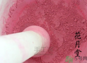 胭脂怎么用？胭脂的功效作用