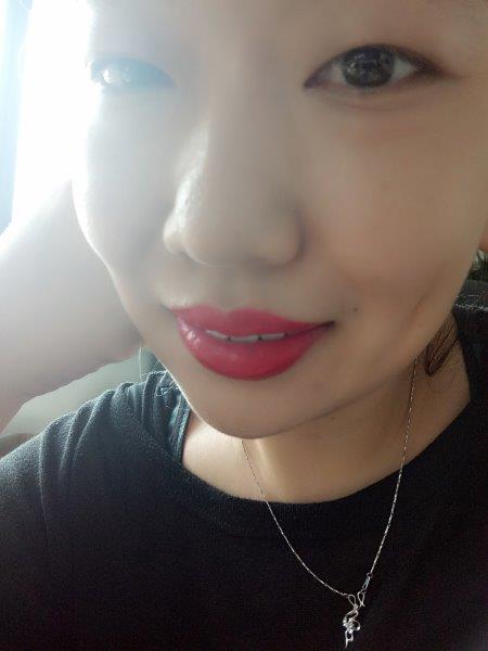 阿瑪尼紅管唇釉多少錢(qián)?阿瑪尼紅管唇釉專柜價(jià)格