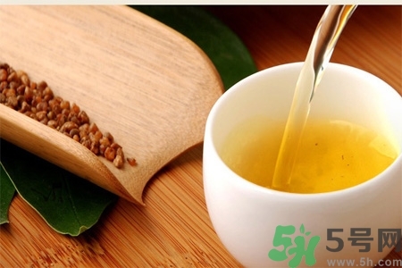 茶垢對(duì)身體有害嗎？茶垢到底是養(yǎng)生還是危害健康？