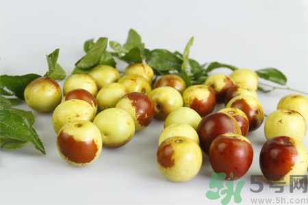 冬棗用什么泡會(huì)變紅？冬棗用糖水泡是真的嗎？