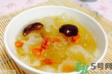 冬天喝什么湯？冬天喝什么湯能暖身體？