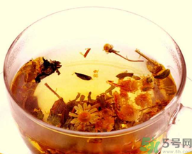 桂花茶和玫瑰花能一塊泡水喝嗎？桂花和玫瑰花一起喝有什么功效？