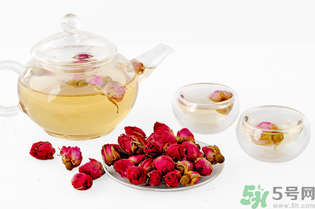 桂花茶和玫瑰花能一塊泡水喝嗎？桂花和玫瑰花一起喝有什么功效？