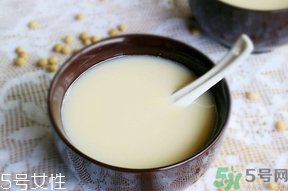 早上喝豆?jié){有什么好處？早上喝豆?jié){會(huì)胖嗎？