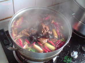 鹵牛肉可以用高壓鍋嗎？鹵牛肉用高壓鍋壓多久？