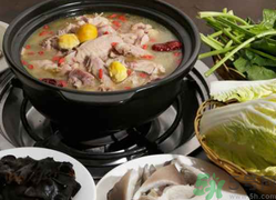 老母雞湯回奶嗎？吃老母雞會(huì)回奶嗎？