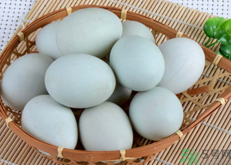 鴨蛋不能和什么一起吃？鴨蛋不能與什么食物同食？