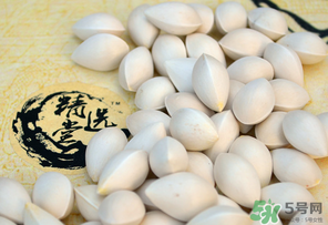 白果發(fā)霉了還能吃嗎？白果發(fā)霉了怎么處理？
