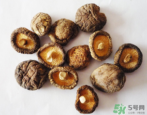 干香菇要泡多久？干香菇怎么泡發(fā)？