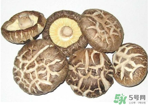 干香菇發(fā)霉了還能吃嗎？干香菇發(fā)霉怎么處理？
