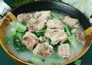 排骨可以和什么一起燉湯？排骨和什么一起燉好吃？