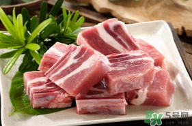吃排骨有什么好處？吃排骨可以補(bǔ)鈣嗎？