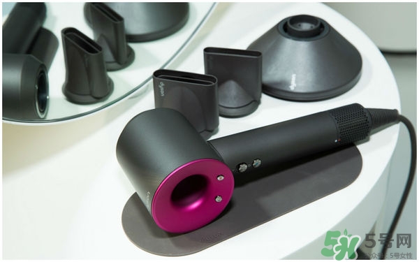 dyson吹風機怎么用？戴森吹風機使用方法