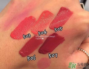 阿瑪尼小胖丁唇釉哪個(gè)色最火？阿瑪尼小胖丁唇釉保留了紅管的哪個(gè)色？
