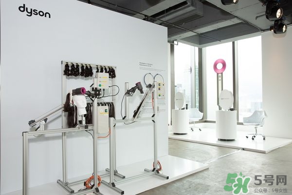 dyson吹風機怎么用？戴森吹風機使用方法
