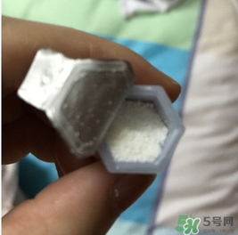 洗顏粉是什么？洗顏粉和洗面奶的區(qū)別