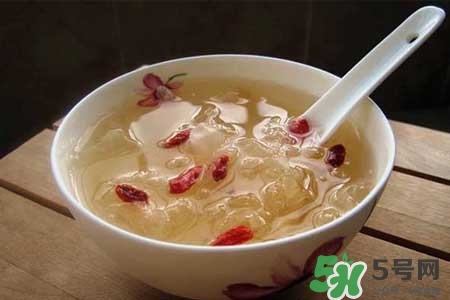 銀耳紅棗湯能天天吃嗎？銀耳紅棗湯每天吃有什么好處？