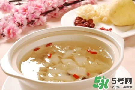 喝銀耳紅棗湯對(duì)身體好嗎？長期吃銀耳紅棗湯有什么好處？