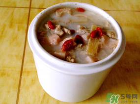 吃完鴨肉可以喝牛奶嗎？鴨肉和牛奶能一起吃嗎？