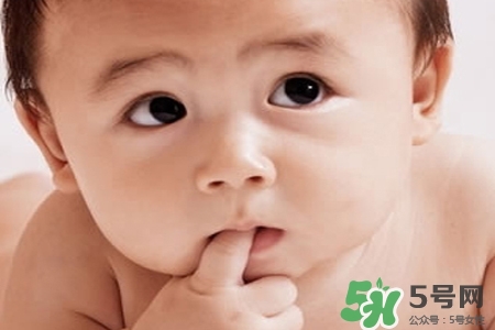 父母?jìng)€(gè)子不高孩子能長(zhǎng)高嗎？父母都矮孩子一定矮嗎？