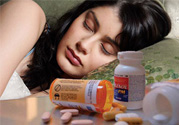 安眠藥和酒一起吃會死嗎？安眠藥和酒一起吃會中毒嗎？