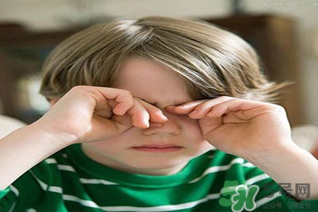 孩子為什么老眨眼睛？孩子總眨眼睛怎么回事？