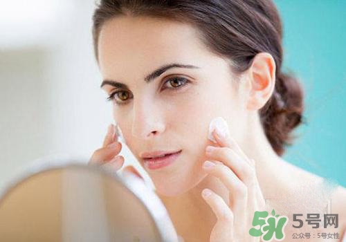 成人用嬰兒護膚品好嗎？成人用嬰兒護膚品好不好？